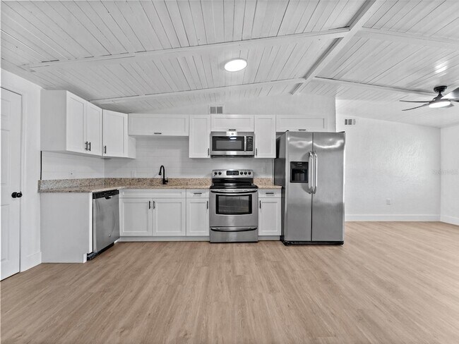 Building Photo - 4613 Irene Loop