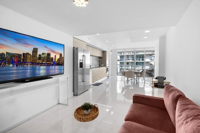 Building Photo - 6620 Indian Creek Dr