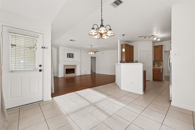 Building Photo - 2638 Marquette Trail