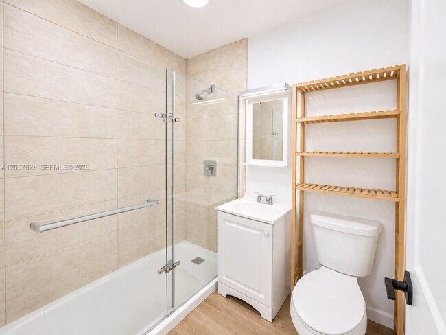 Building Photo - 3025 Indian Creek Dr