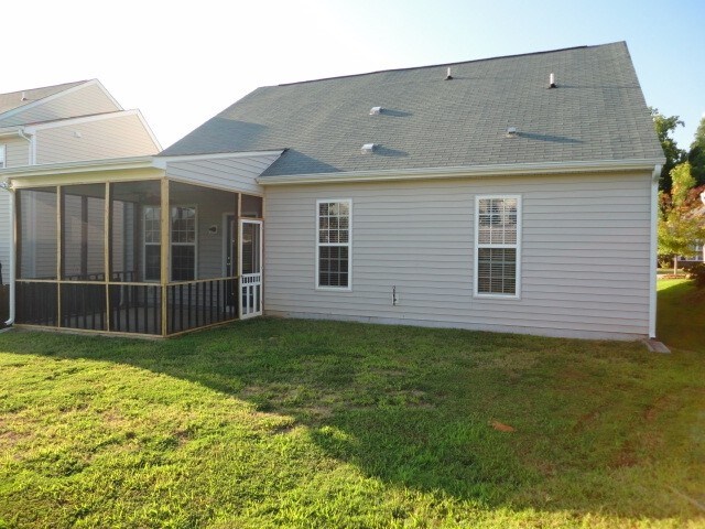 Building Photo - 124 Marino Pl