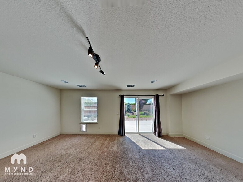 Building Photo - 11680 Cervino Dr