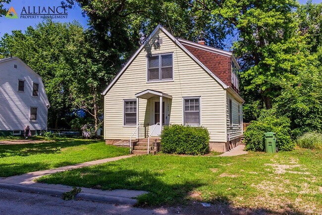 Building Photo - 1404 Legore Ln