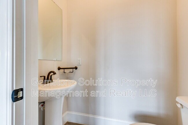 Building Photo - 101 Bellagio Villas Dr