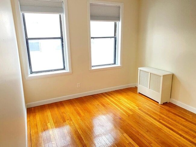 Building Photo - 1135 Commonwealth Ave