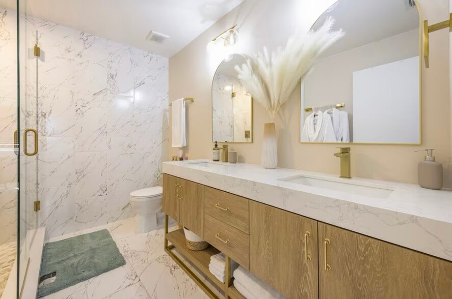 Building Photo - 7761 Jewel Ln