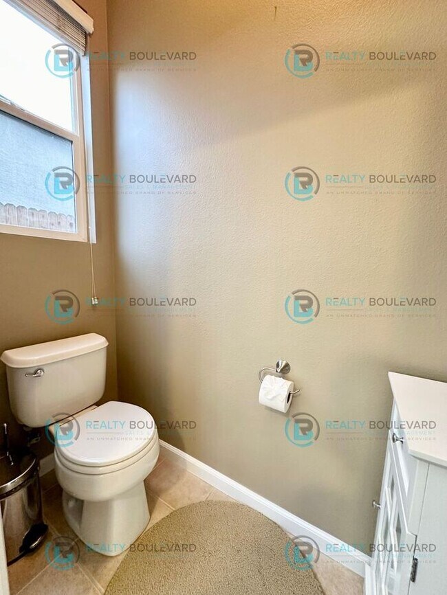 Building Photo - Open Kitchen, Expansive Living, and Covered Patio in Tranquil South Reno Near Trails, Parks & Sho...