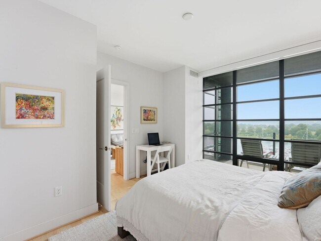 Building Photo - Designer-Furnished Waterfront Living at VIO Condominiums!