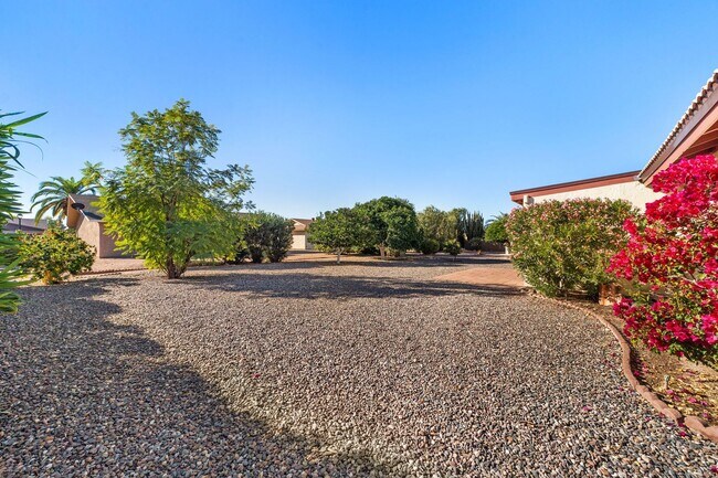 Building Photo - 821 Leisure World