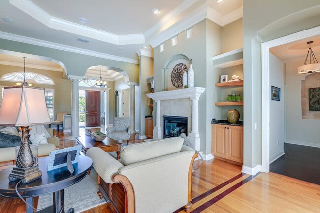 Building Photo - 1730 Caribbean Dr