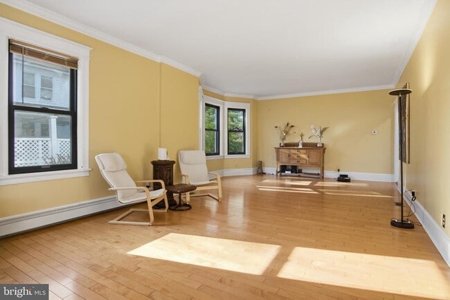 Building Photo - 9 Academy St