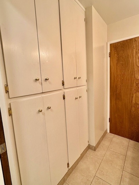 Building Photo - 310 Deerfield Dr