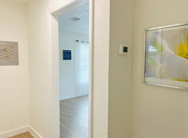 Building Photo - 2210 Detering St