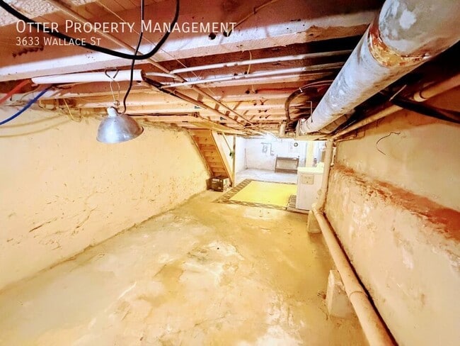 Building Photo - 3633 Wallace St