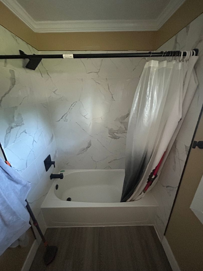 Building Photo - 1230 S Rogers St