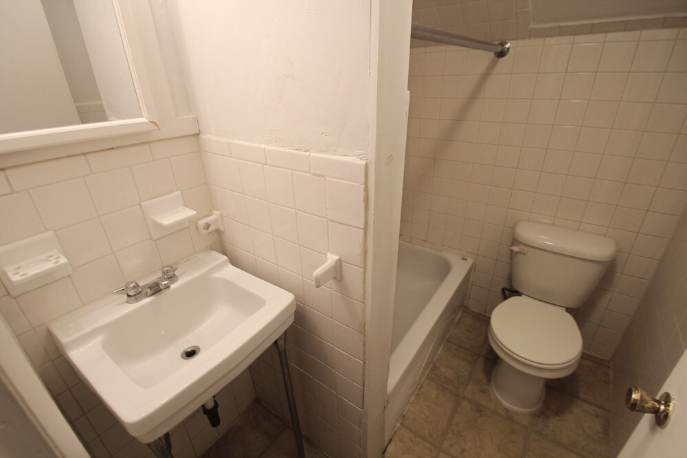 Building Photo - 513 Mifflin Ave