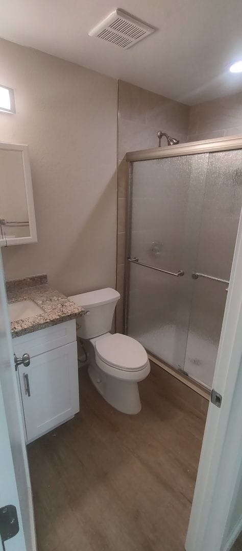 Building Photo - Remodeled Single Story House - Central AC - Two Car Garage