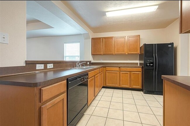 Building Photo - 1123 Desert Palms Ln