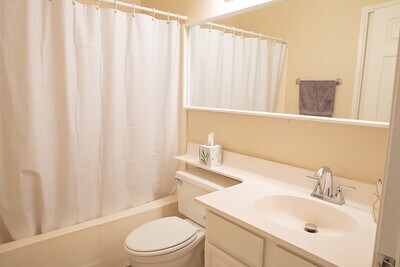 Building Photo - 25054 El Carrizo