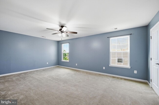 Building Photo - 687 Blossom Tree Rd