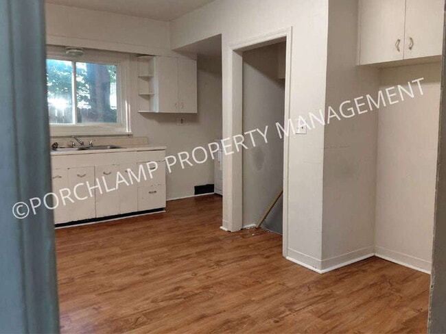 Building Photo - 1780 Ruddiman St