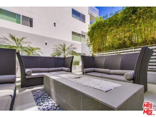 Building Photo - 1700 Sawtelle Blvd