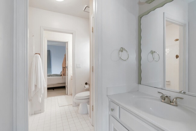 Building Photo - 3410 Kates Way