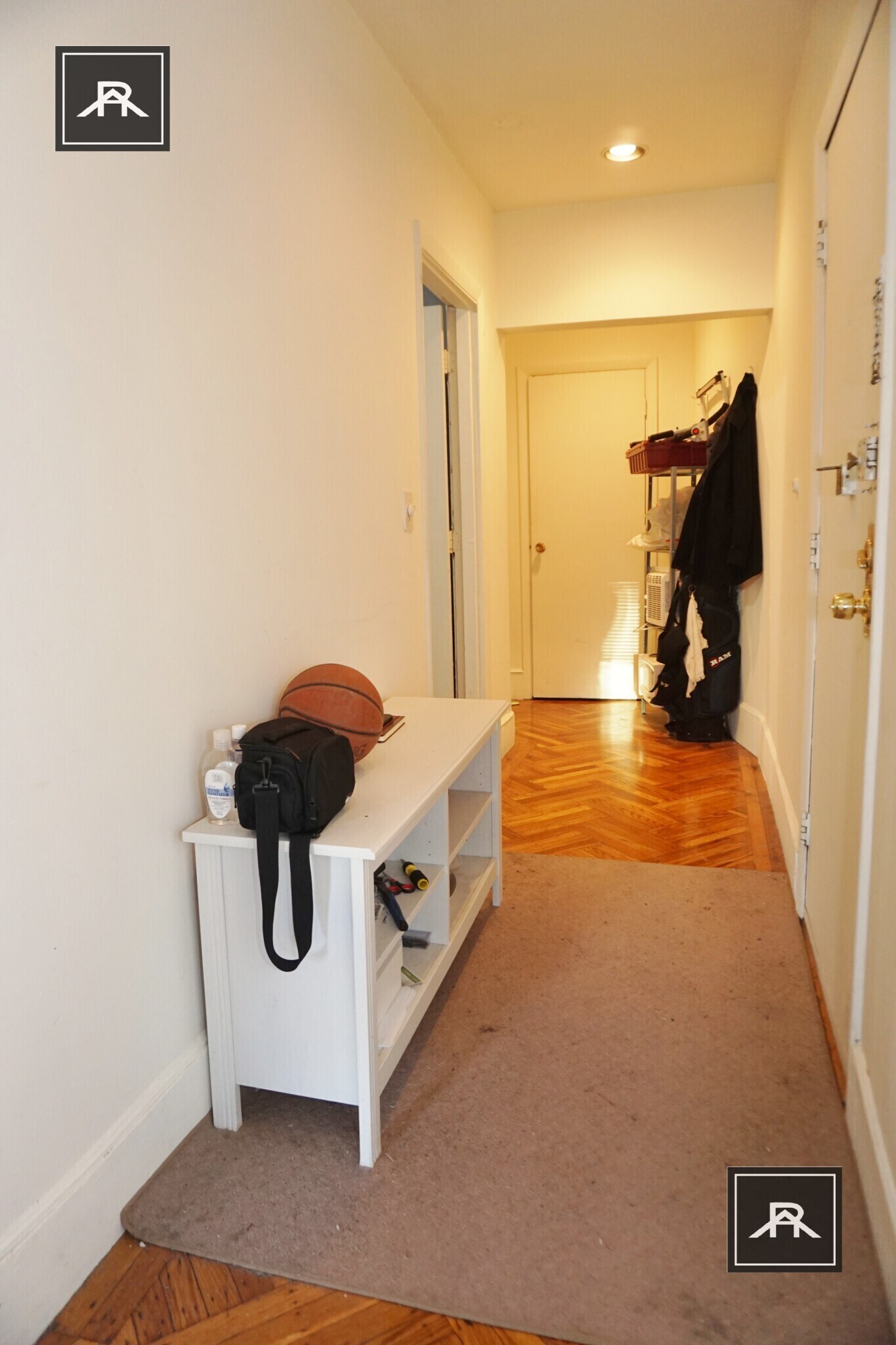 Building Photo - 11 Aberdeen St