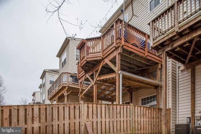 Building Photo - 9776 Corbett Cir
