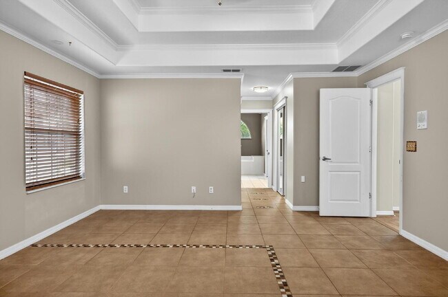 Building Photo - PINE LAKES POOL HOME