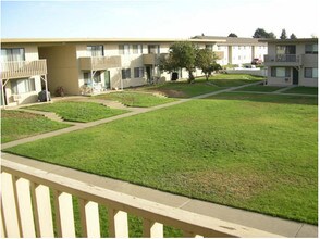 Building Photo - Campus Village