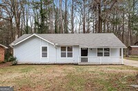 Building Photo - 141 Montego Cir