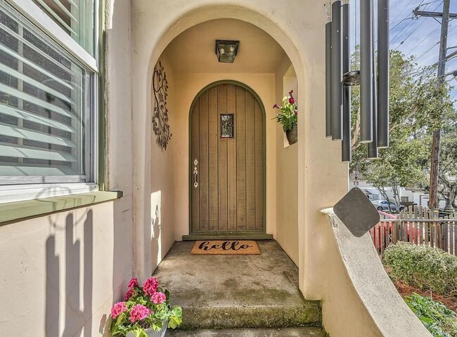 Building Photo - 1064 Harrison St