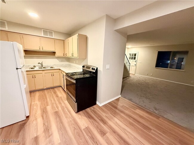 Building Photo - 1720 Edgeworth Ave