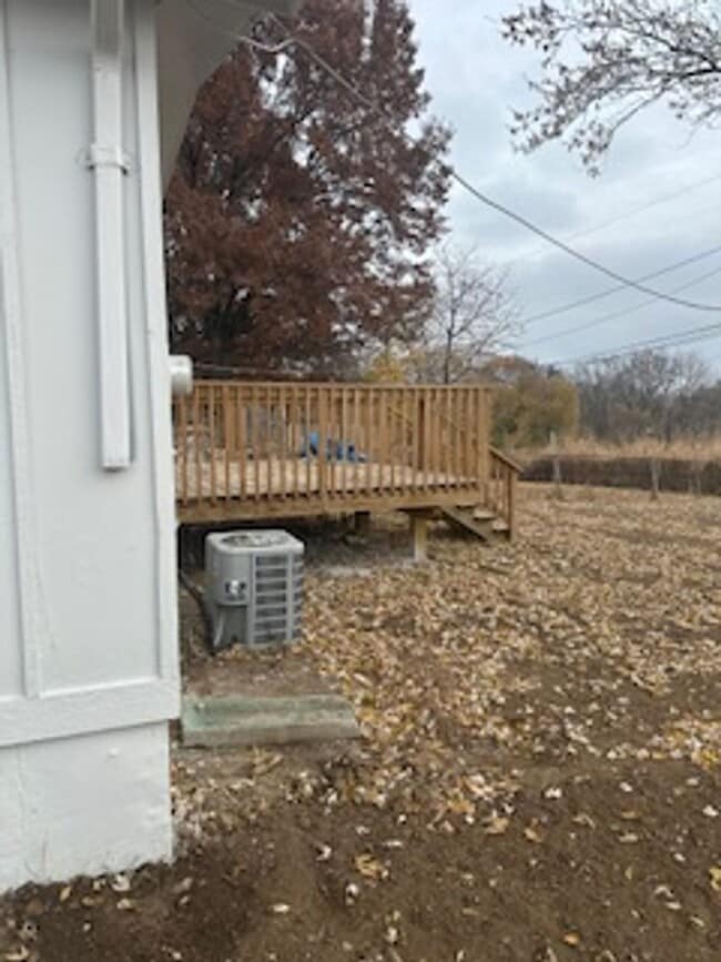 Building Photo - Welcome Home! Beautiful 4 Bedroom 2 Bath Home in Kansas City, MO