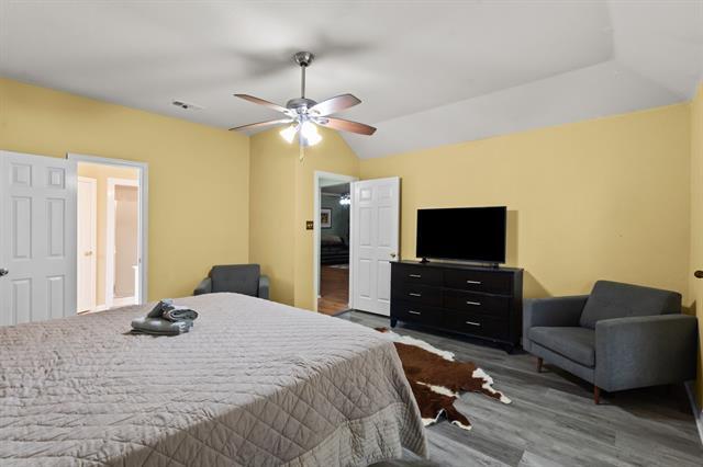 Building Photo - 3740 Regency Cir