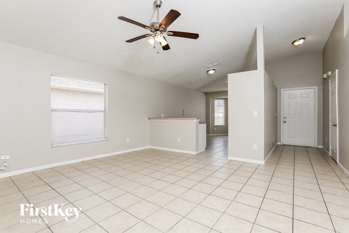Building Photo - 6572 Viewpoint Ct