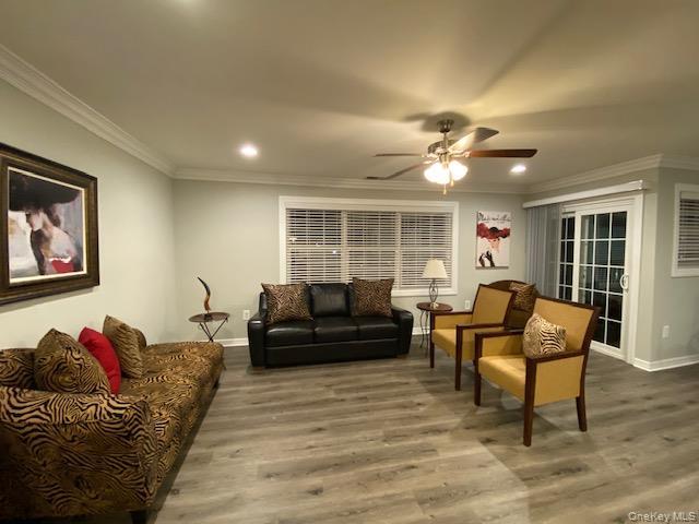 Building Photo - 270 Adams Way