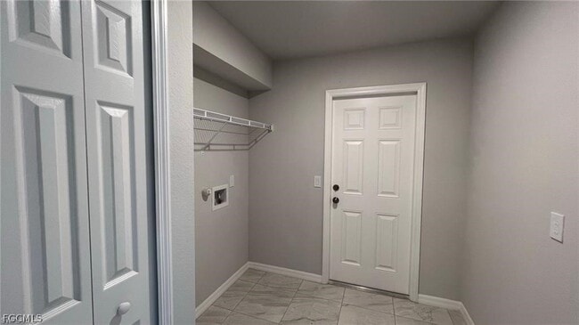 Building Photo - 4334 SW 9th Pl