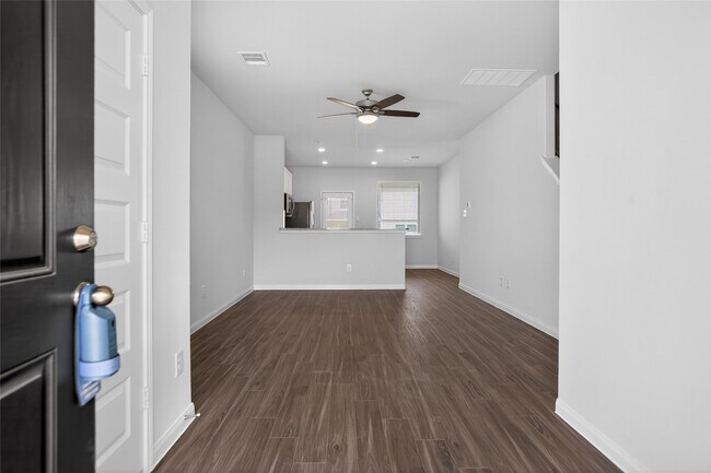 Building Photo - 13312 Burbot Dr