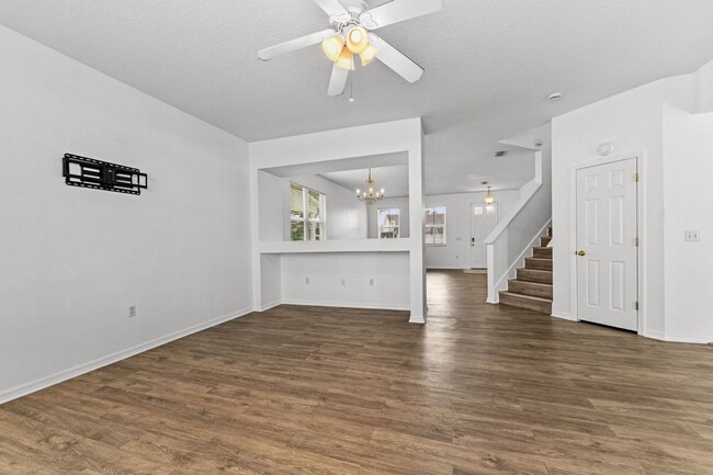 Building Photo - Perfect 4BR two story home with a Pool & Near Disney