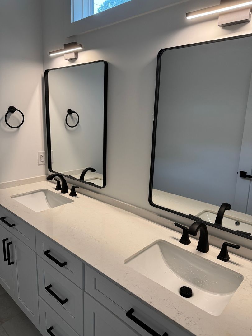 Building Photo - 100 Plum Ct