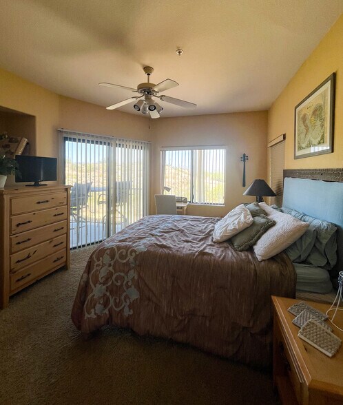 Building Photo - 10401 N Saguaro Blvd