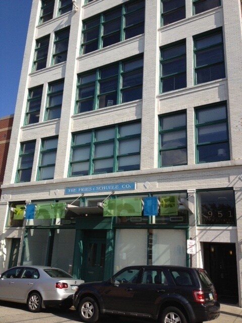 Building Photo - 1951 W 26th St