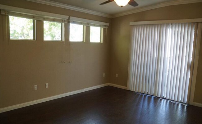 Building Photo - 4400 S Jones Blvd