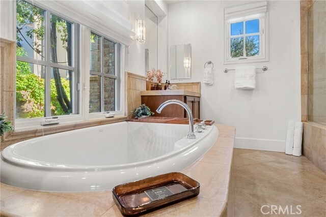 Building Photo - 7 Pacific Winds