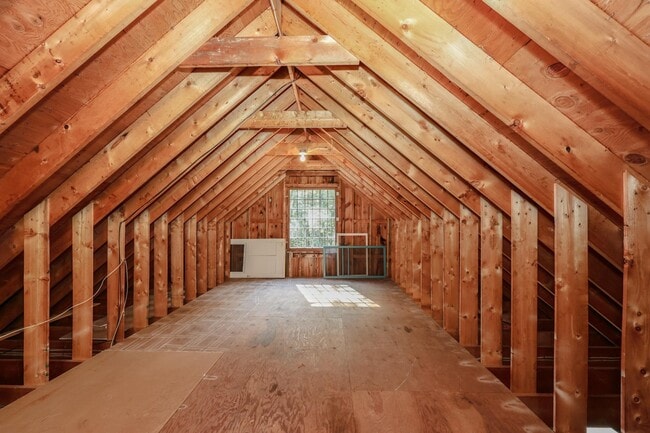 Building Photo - 265 Boulder Dr