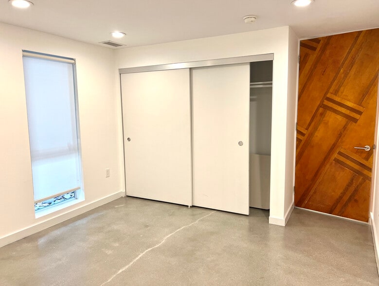 2nd bedroom - 4215 Glencoe Ave