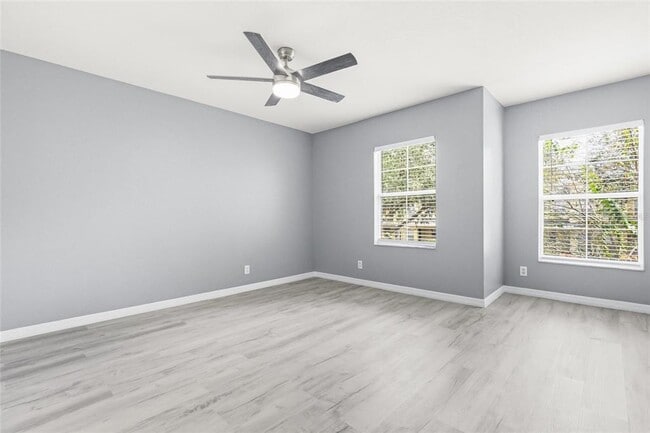 Building Photo - 208 Dragons Fire Pl