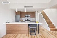 Building Photo - 1064 Hancock St